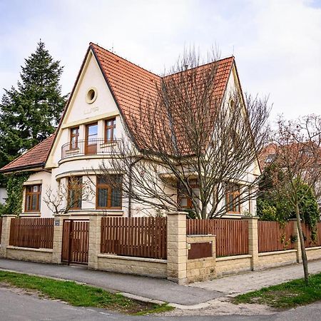 Vila Lumir Подєбради Екстер'єр фото